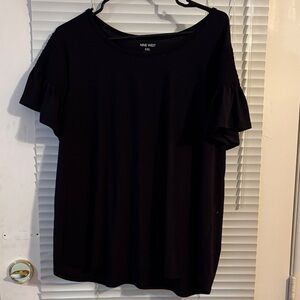 Nine West Black Short Sleeve Ruffle-Sleeve Tee
